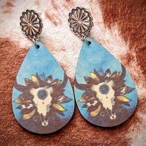 2/$12 NWT Boho Western Blue Bull Post Earrings